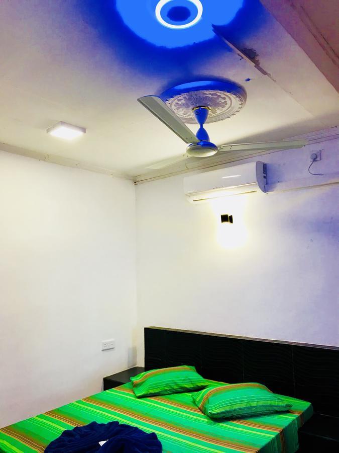 Travellers Halt Hotel Ratnapura Exterior foto