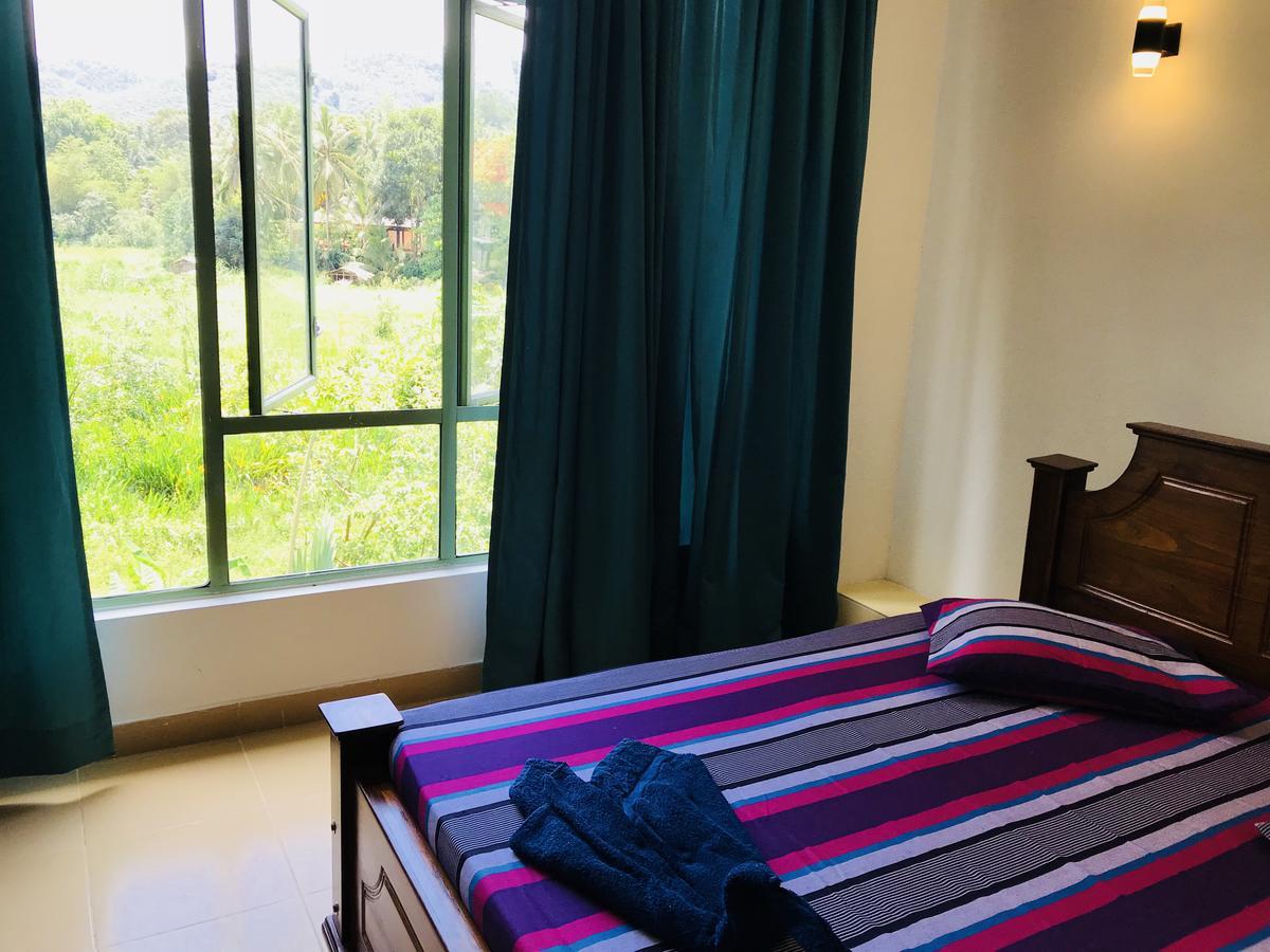 Travellers Halt Hotel Ratnapura Exterior foto